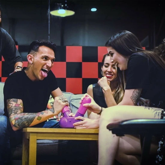 Joc de petrecere - Cum faci party game