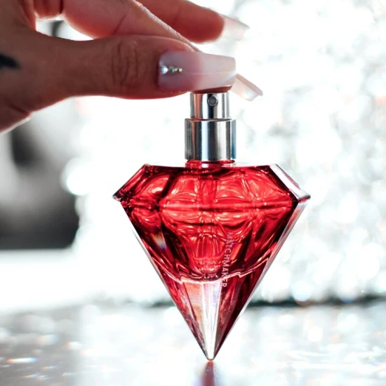 Parfum cu feromoni, Model Matchmaker, Roșu
