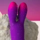 Vibrator tip iepuraș flexibil, Roz