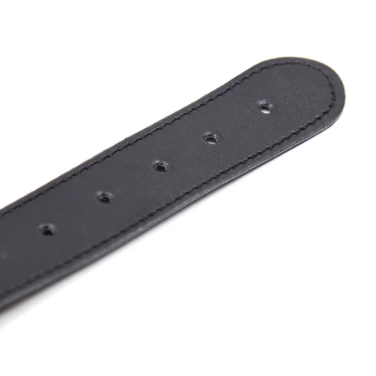 Mască gură tip păianjen din PVC și fier, M